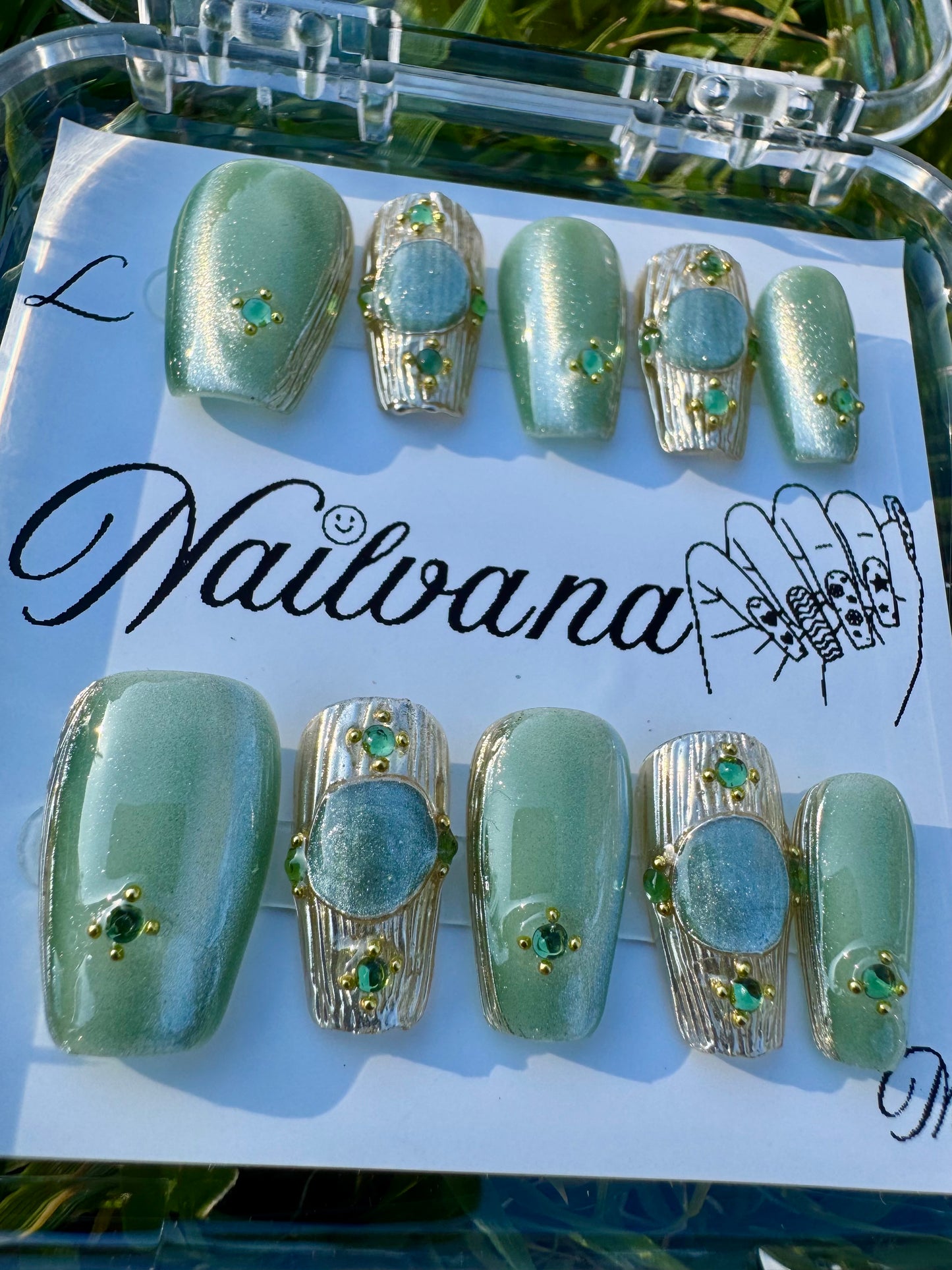 Elegant Green and Gold Emerald